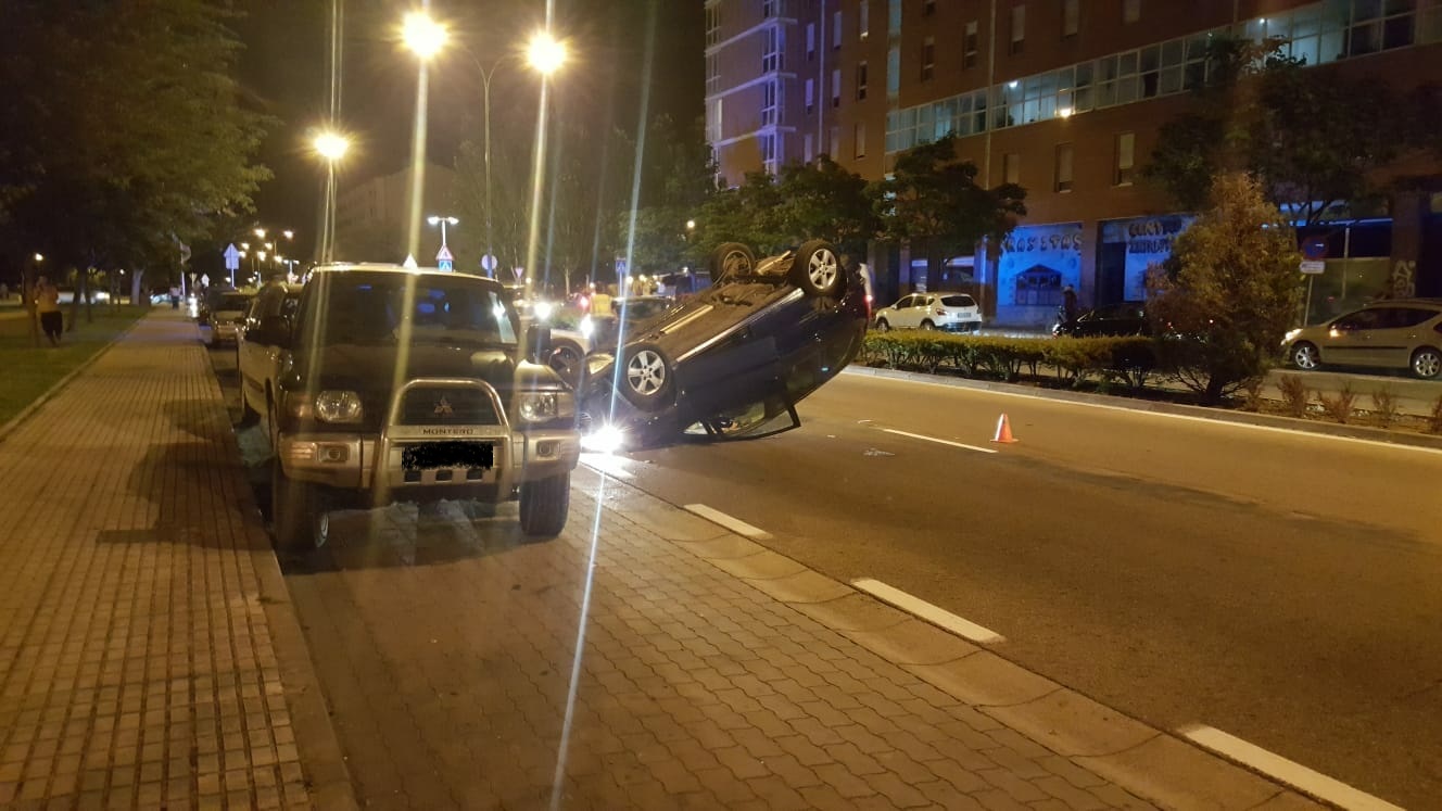 vuelco-avenida-castilla-leon