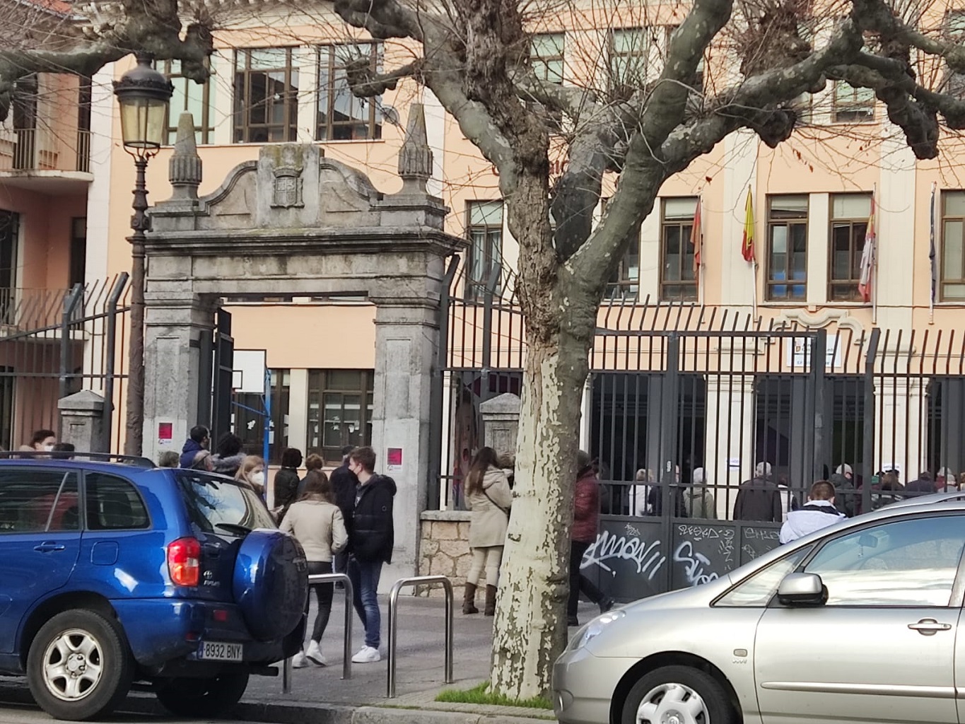 colas-votar-colegio