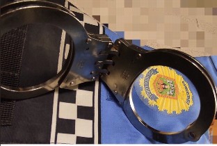 detenido arresto policia local