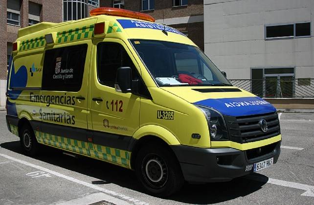 Varios heridos, uno de ellos atrapado, en un accidente en Merindad de Montija (Burgos)