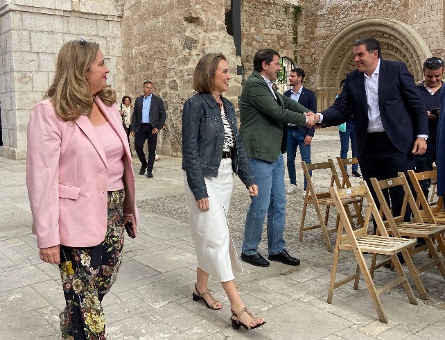 Cristina Ayala, Cuca Gamarra y Alfonso Fernández Mañueco