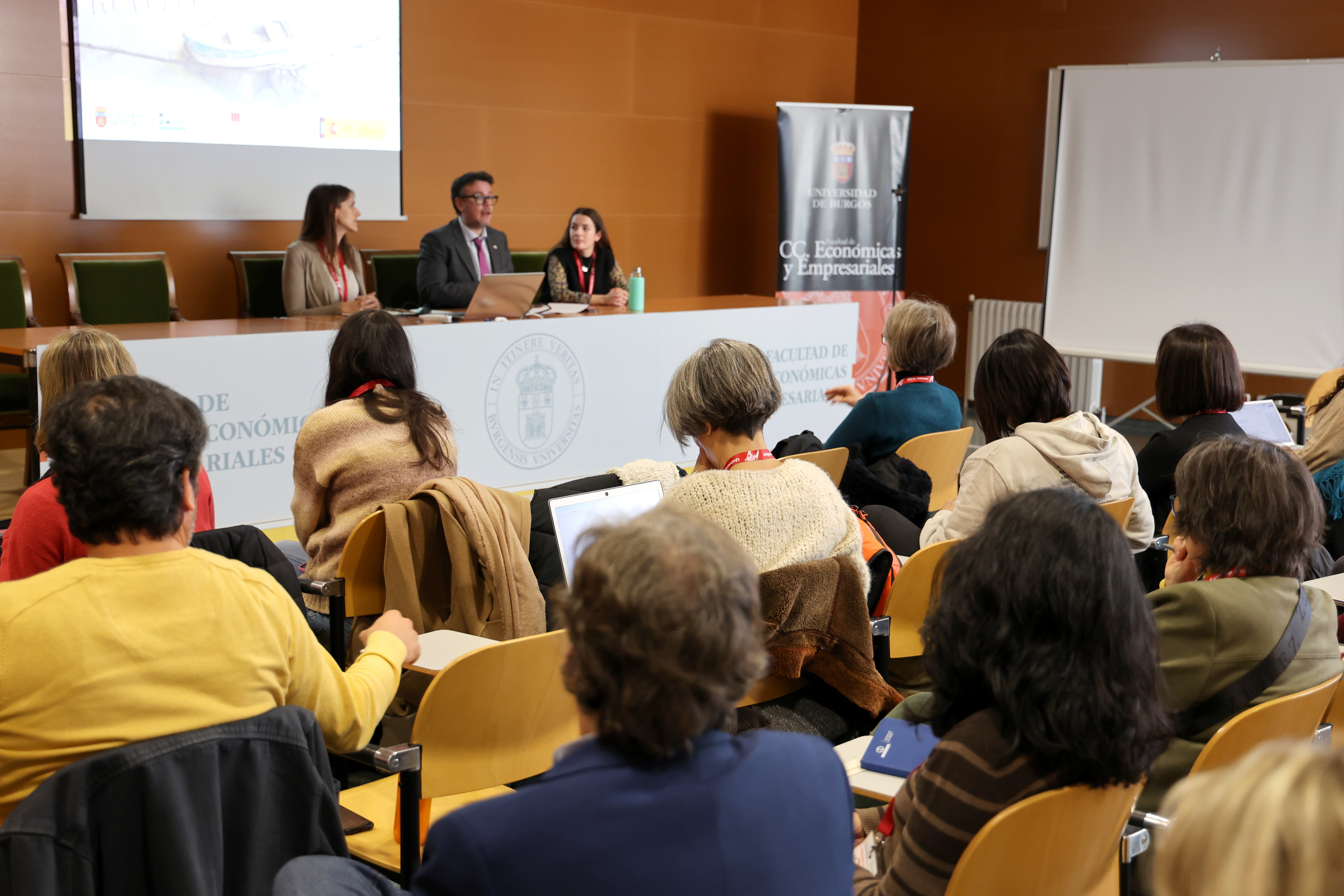 Universidad Refugio Charla