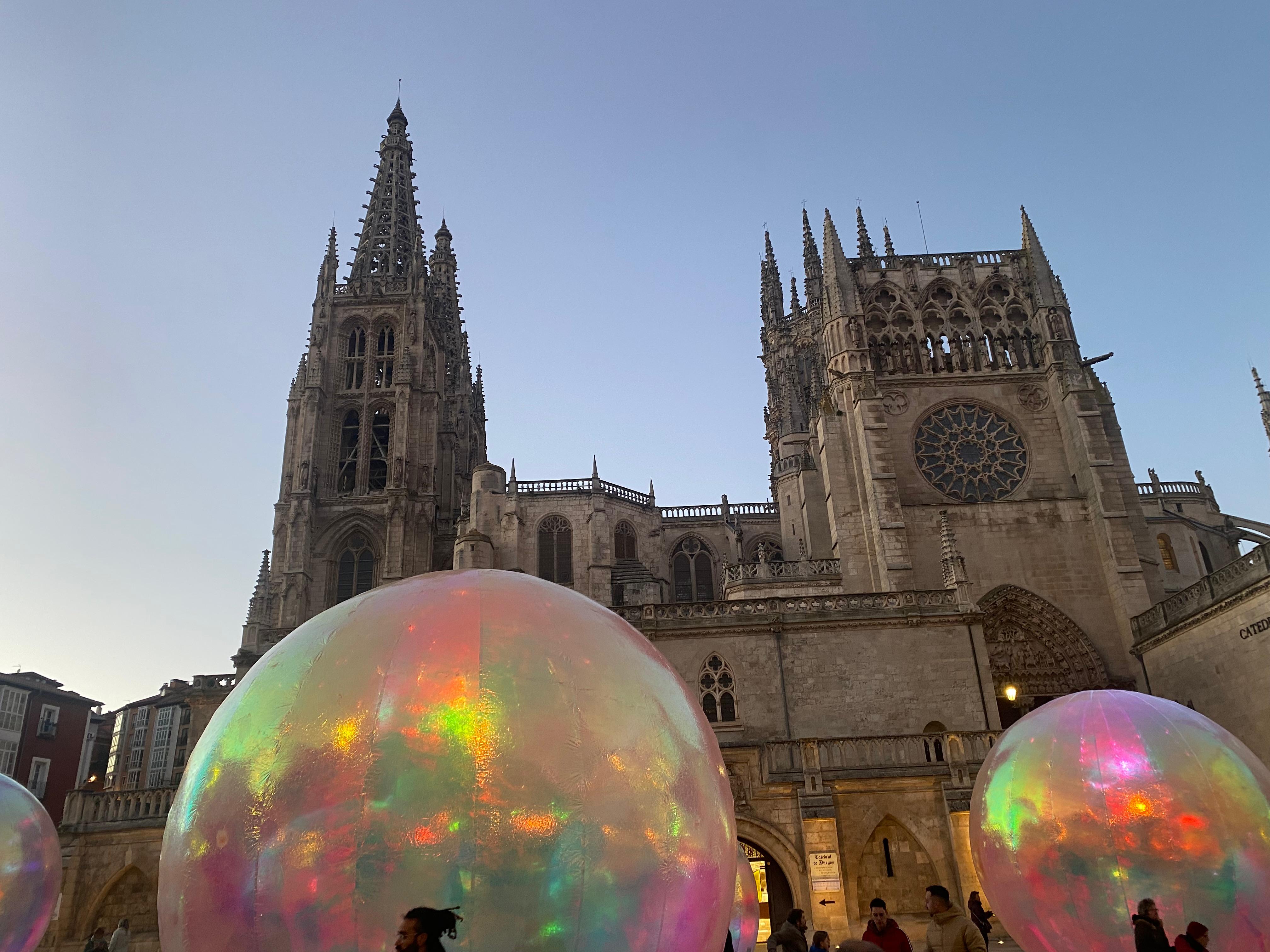 Bolas esferas Catedral