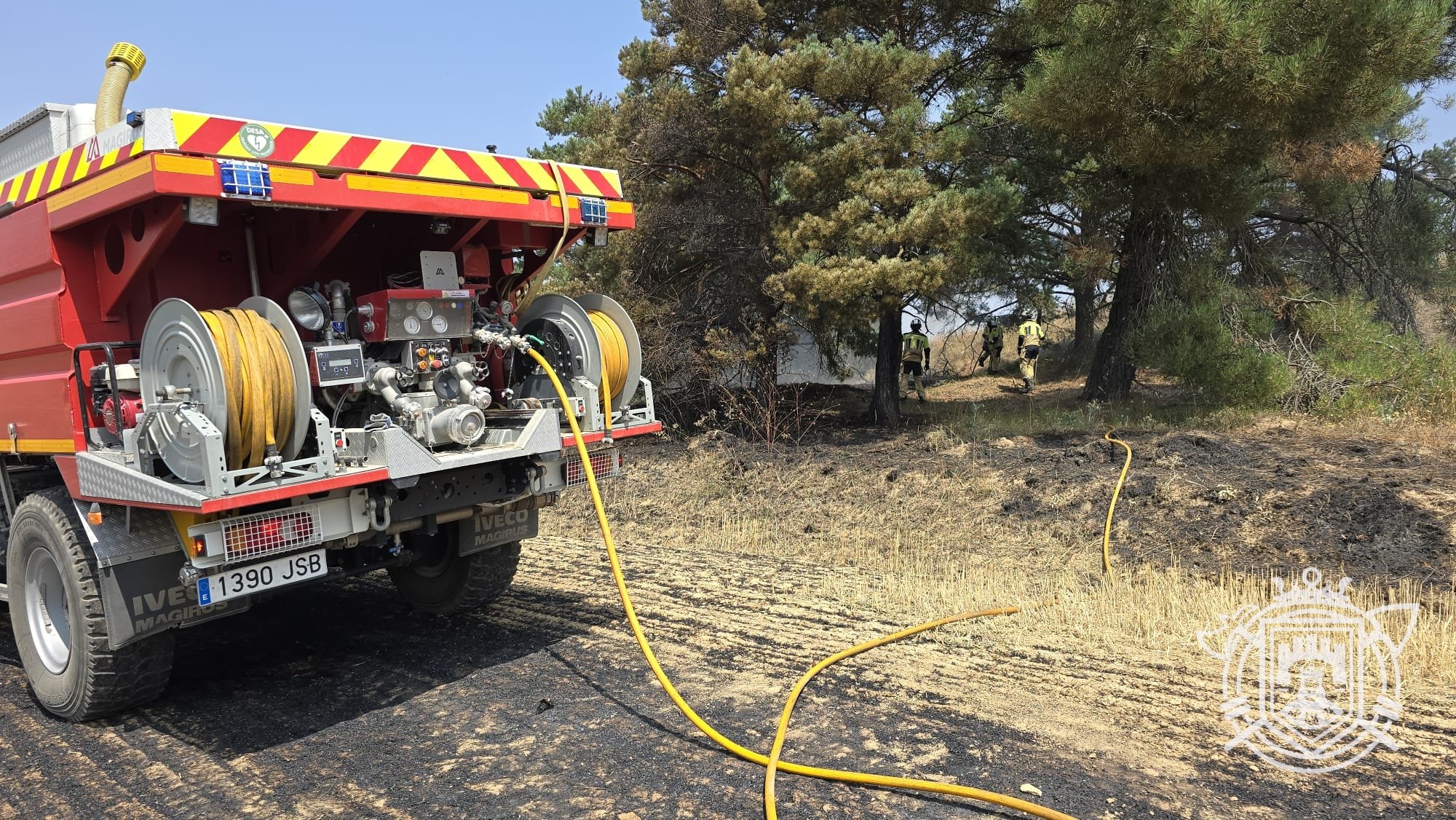 Bomberos Villatoro incendio vegetación