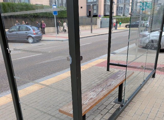 Peligro inminente si esperas el autobús urbano en esta parada de Burgos