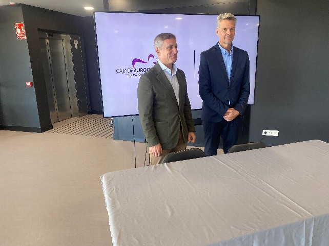 El Burgos CF y la Fundación Caja de Burgos renuevan su acuerdo de patrocinio