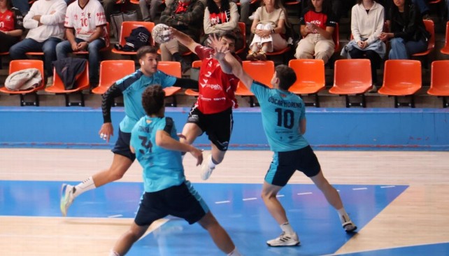 El UBU San Pablo avanza en la Copa del Rey tras derrotar a Ibiza (29-32)