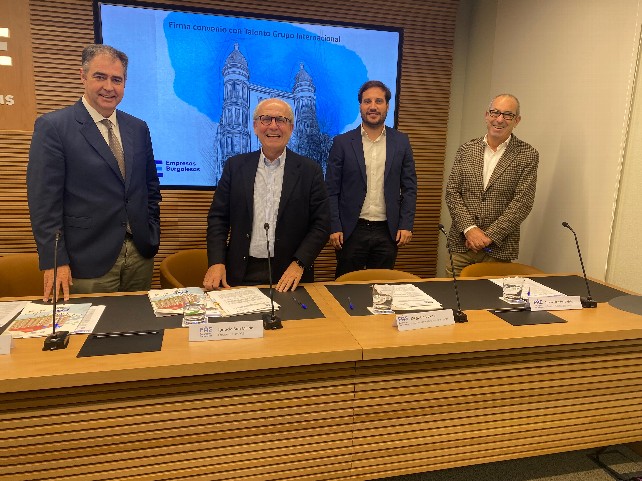 La FAE firma un convenio para facilitar la llegada de profesionales peruanos a empresas burgalesas