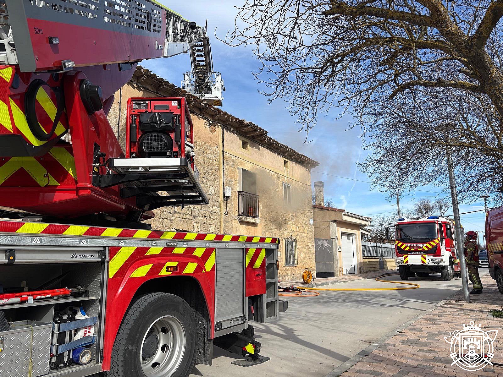 Bomberos incendio