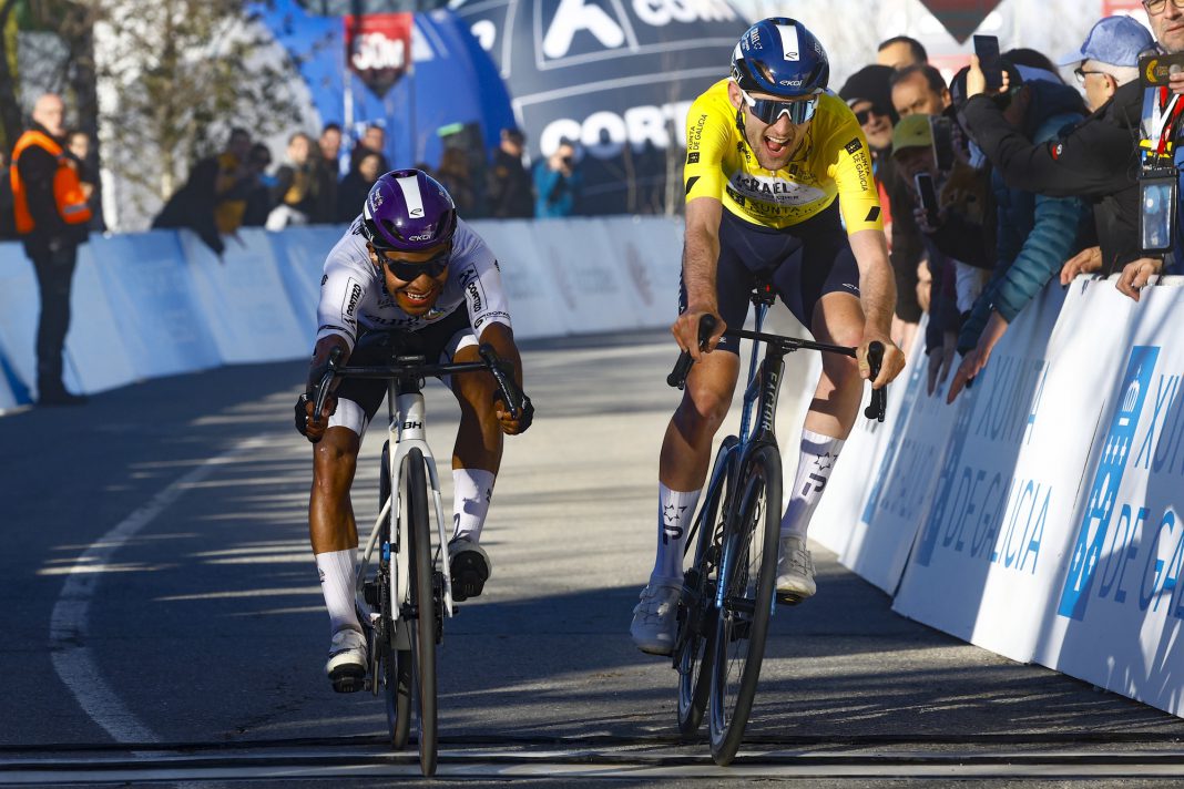 Sergio Chumil bate a Derek Gee en un ajustado sprint