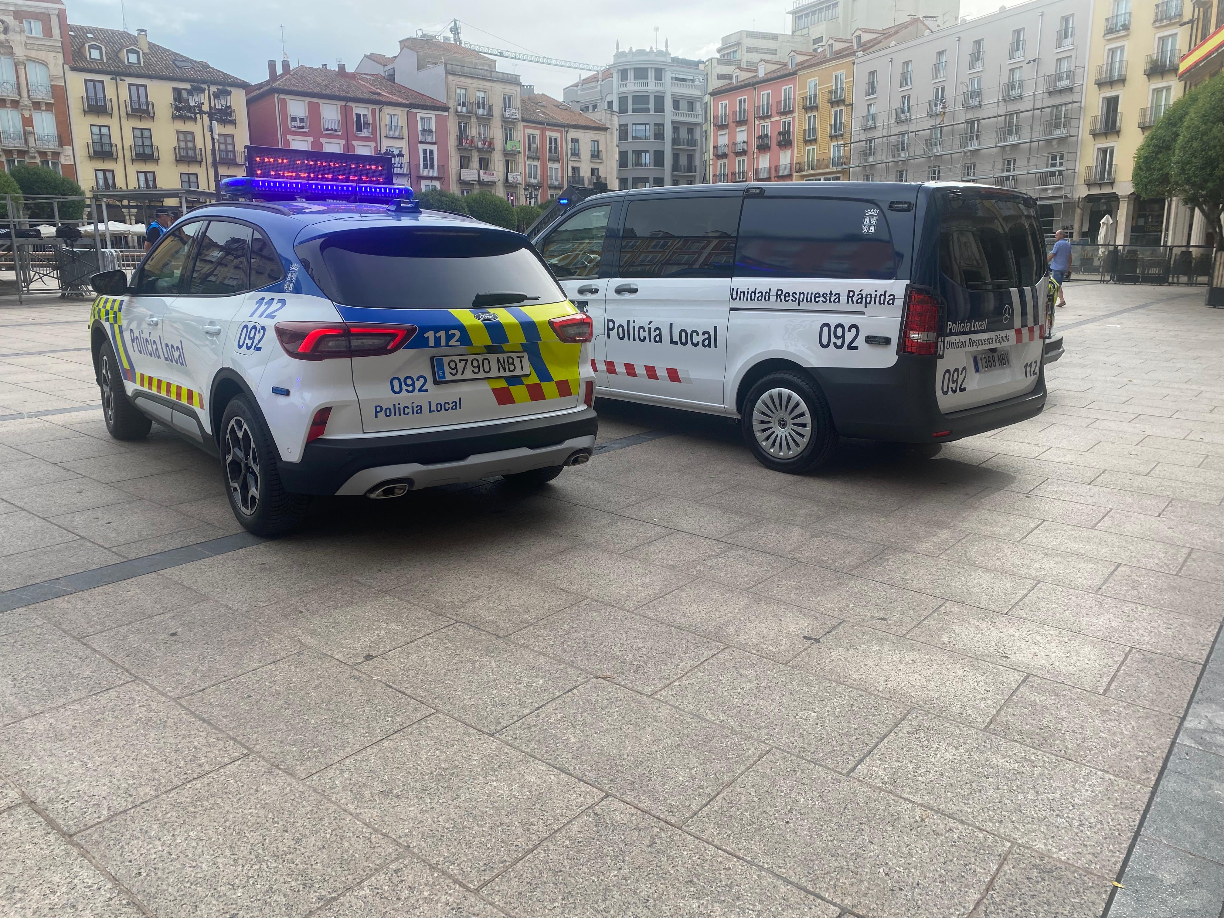 COCHES-POLICIA-DOS