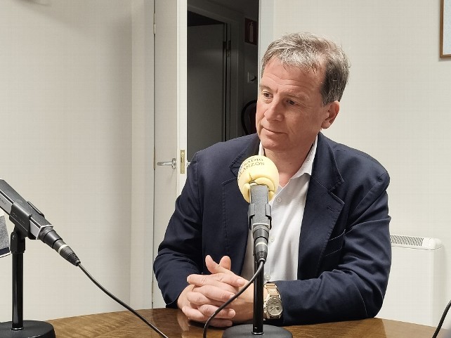 Borja Suárez: “En la Administración Pública no falta personal, sobra burocracia y papeleo” 