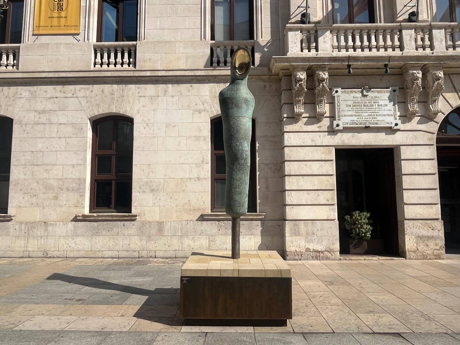 Estatua San Benito