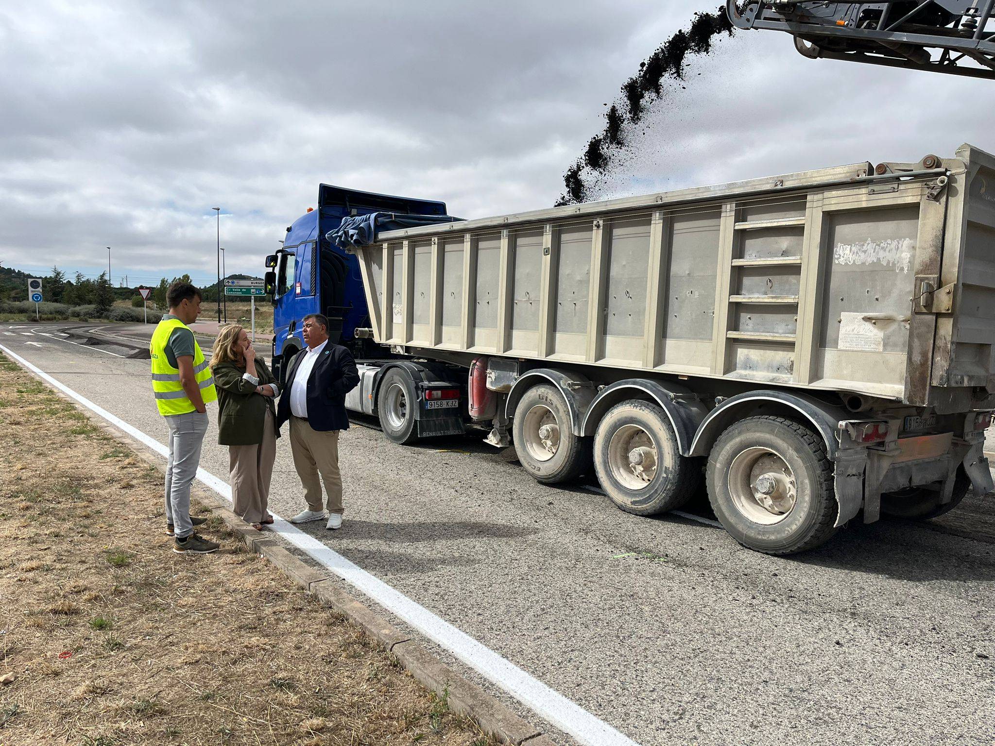 Ayala y Manso campaña asfaltado